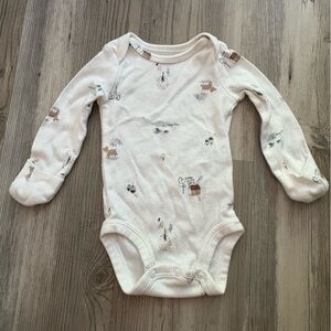 Carter's Bundle of 2 Woodland Printed Newborn Long sleeve Onesies
